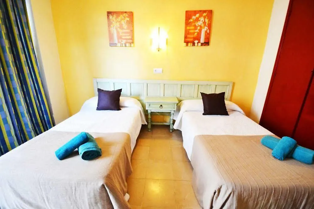 Hotel Salpi (Adults Only) 엘아레날 2*,